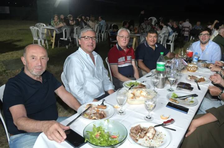 CENA DE GALA EN EL CLUB DE CAZADORES