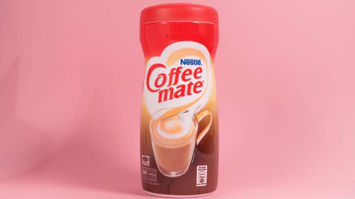 Powdered Coffee Creamer Can Taste A Bit Off Unless You Use This Mixing Method