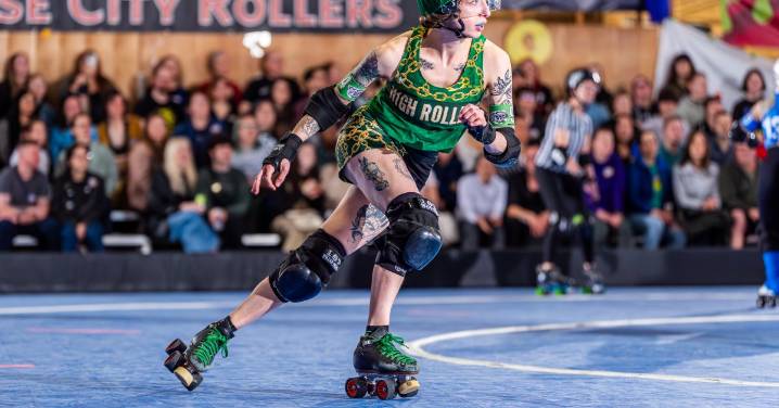 Learning to Fall in Roller Derby