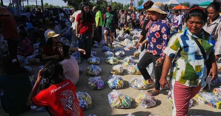 Fighting rages on Thai-Cambodian border despite Trump's ceasefire claim