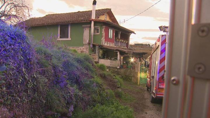 Muere una mujer de 51 años y otras cinco personas resultan afectadas en el incendio de una vivienda en Lugo