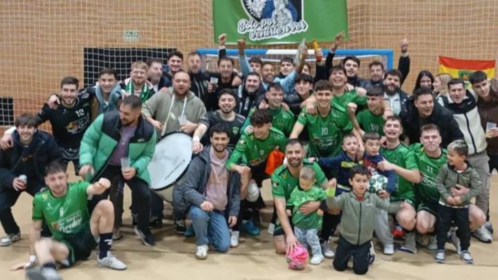 El Jarandilla se sitúa al frente de la clasificación de Tercera