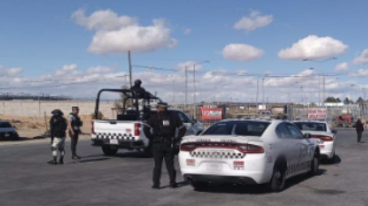 Siete horas: Bloqueados cruces internacionales y carretera a Jiménez