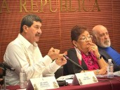 -¿Con qué cara votará Corral por la FGR?