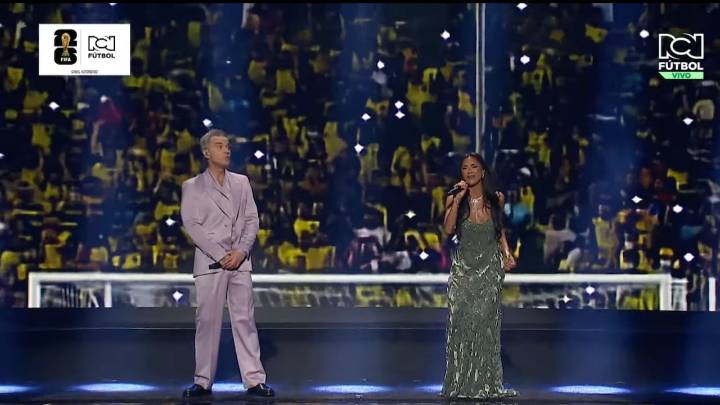 Robbie Williams y Nicole Scherzinger interpretan en un sentido show el himno del Mundial 2026 en la ceremonia de sorteo de la Fifa