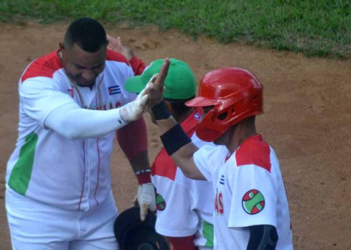 Leñadores defienden con éxito el trono del béisbol cubano (+Foto)