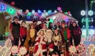 Riverside couple’s Christmas lights display, celebration return