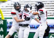 Pomona leads Windsor at halftime of 3A football final