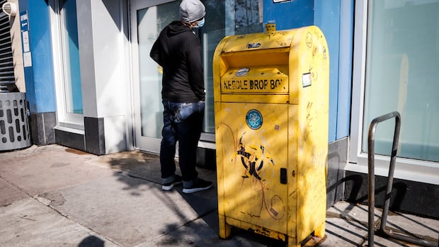 Alberta government to close Calgary’s sole supervised consumption site in 2026