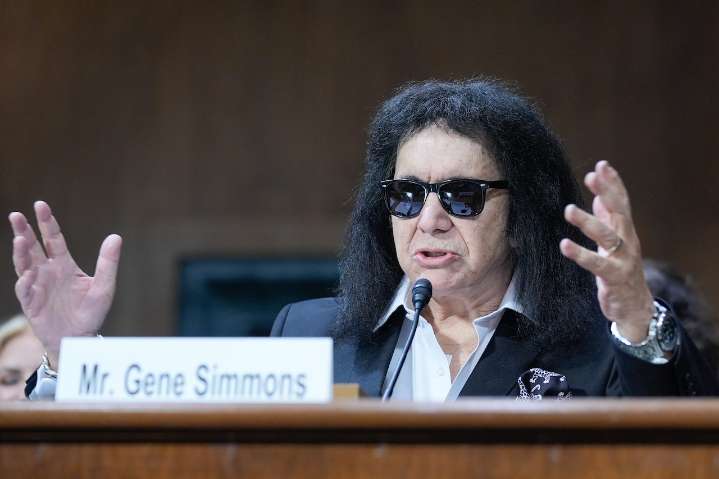 Anchor stunned after rock legend poses inappropriate question