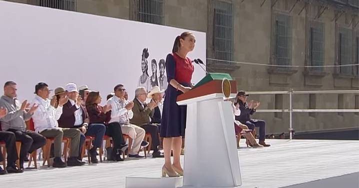 Se queda Sheinbaum sin audio un minuto durante su discurso