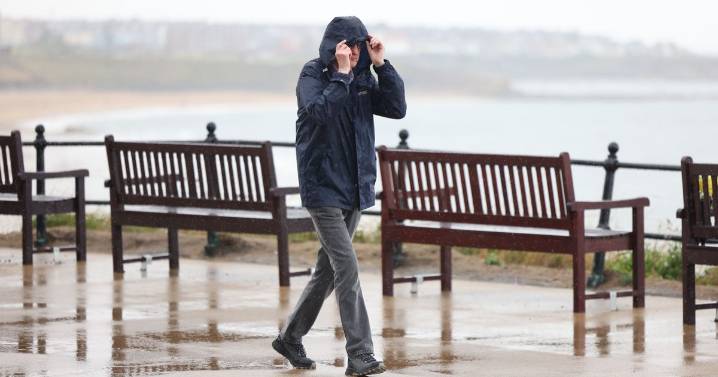 North East weather maps show exact date snow and 'very strong winds' to hit