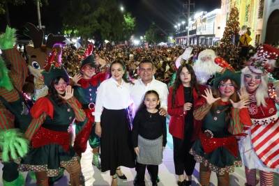 Navolato enciende la esperanza y celebra el inicio de la Navidad 2025