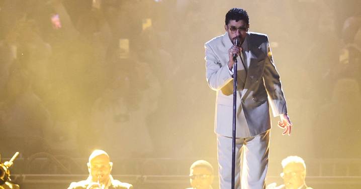 Bad Bunny en el GNP: celebración latinoamericana y frenético perreo
