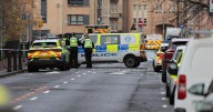 Police rush to Glasgow street amid ongoing incident as area taped off