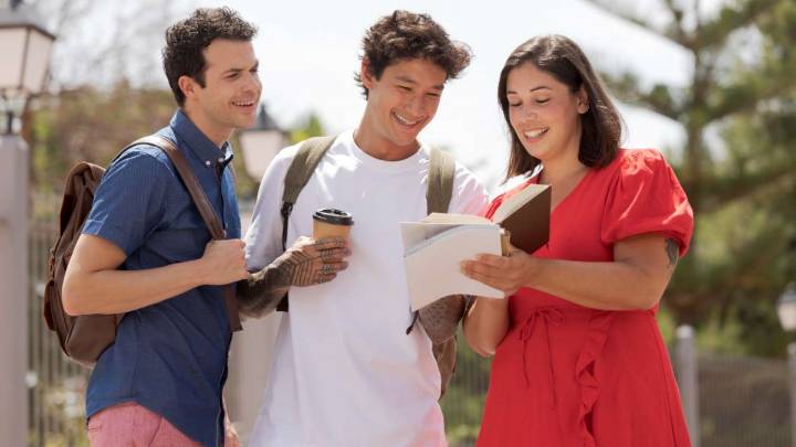 "Semana de las y los postulantes": Universidad de Chile abrirá sus puertas a futuros mechones en enero