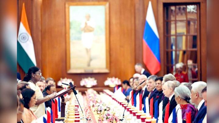 What Shashi Tharoor said after attending Putin dinner at Rashtrapati Bhavan as Rahul Gandhi, Kharge left out