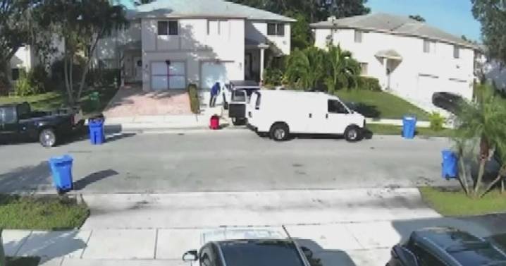 Intense video shows shootout between Broward deputy, robbery suspect in Margate