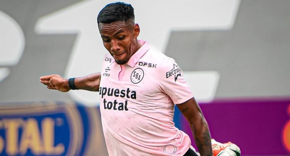 Alianza Lima llegó a un acuerdo con Cristian Carbajal y Alejandro Duarte 