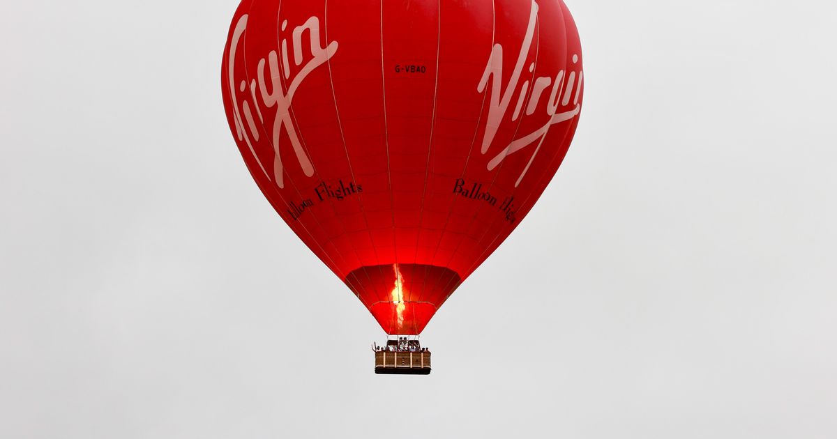 Man who fell from hot air balloon 'intended to die' coroner says