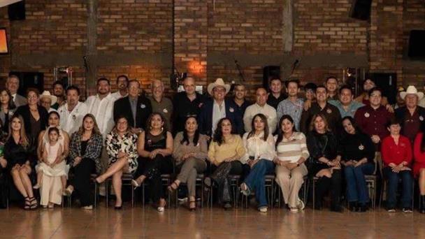 Celebran posada navideña en las Oficinas Fiscales