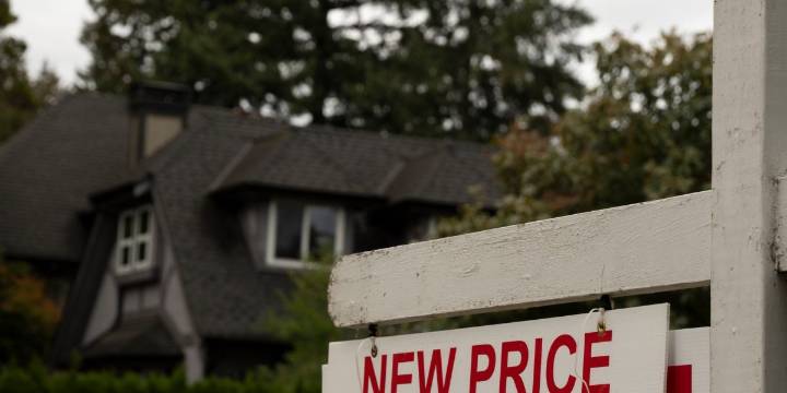 The ‘Great Housing Reset’ is coming: Income growth will outpace home-price growth in 2026, Redfin forecasts