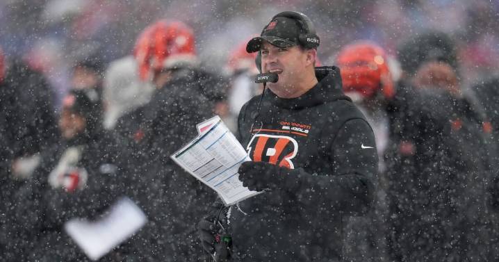 Bengals' playoff hopes need a miracle after uncharacteristic error by Burrow and porous defense