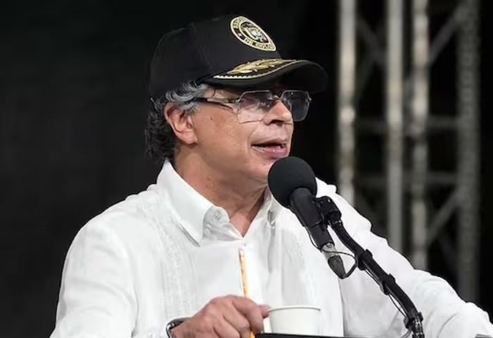 “La reforma laboral no puede quedarse únicamente escrita en el papel”: presidente Petro