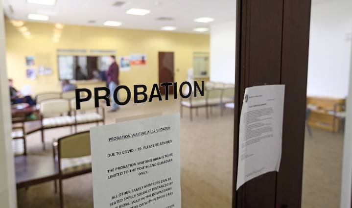 Cuyahoga County probation officer accused of soliciting a bribe on the job