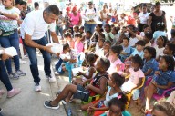 Gobierno al Barrio brinda 1.275 atenciones y un desayuno navideño en Pantano de Vargas