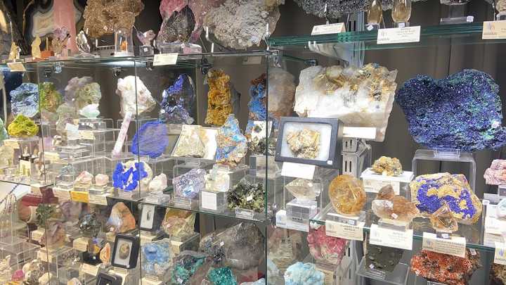 Este viernes llega la gran feria de los minerales, fósiles y gemas a la estación de Chamartín