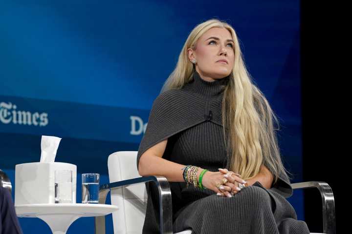 Jennifer Welch Says ‘Grifter’ Erika Kirk ‘Should Be Kicked to the Curb’