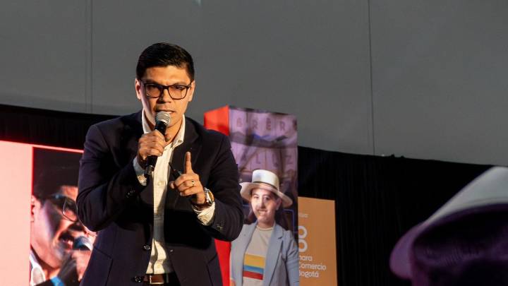 De resolver a construir: la transición que marcó el trabajo de René Guerrero