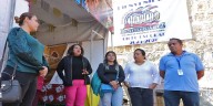 Expo feria bloquea acceso a escuelas; autoridad, omisa