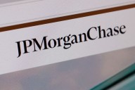 JPMorgan Chase expects fourth-quarter investment banking revenue rise