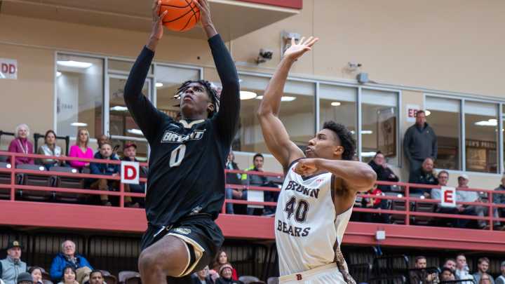 Brown men's basketball defeats Bryant 75