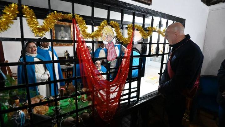 El Ayuntamiento de León cumple con la tradición de la Inmaculada