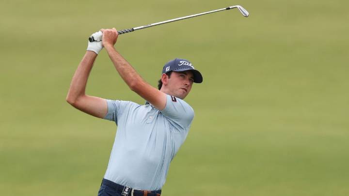 Elvis Smylie leads the charge as Aussie stars fire at Royal Melbourne