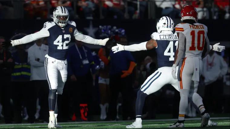 Is Jadeveon Clowney playing tonight? Cowboys make call on star DE