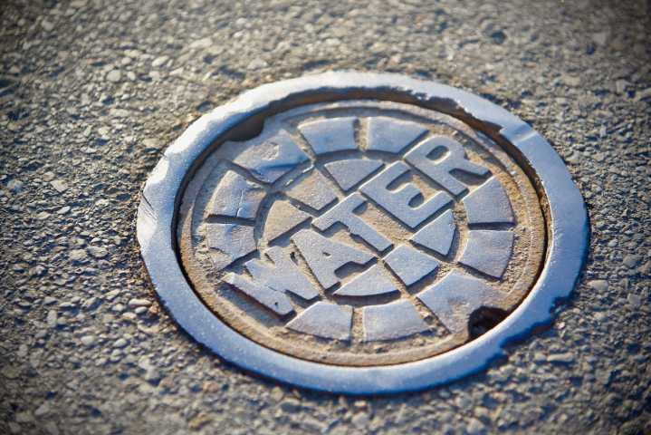 120 gallons of sewage overflows into Ann Arbor neighborhood