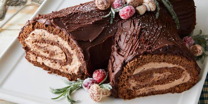 This Festive Cake Deserves a Spot on Your Baking Bucket List