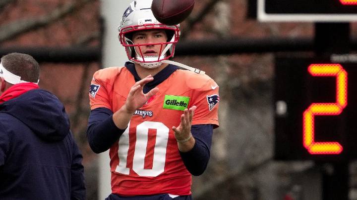 Patriots seek AFC East crown vs Bills