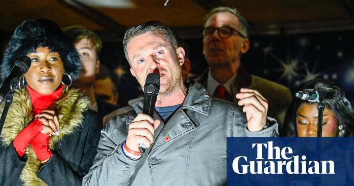 Tommy Robinson’s London ‘Christmas service’ draws about 1,000 people