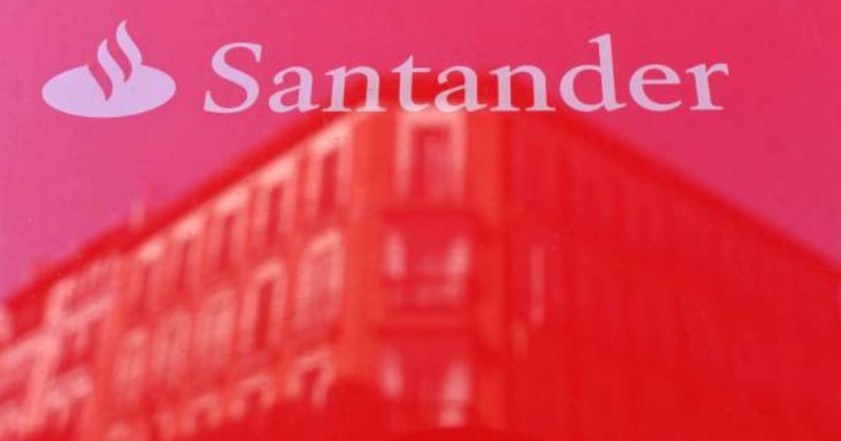 Santander issuing £30,000 payments and makes announcement for customers