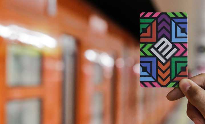 Cierra riña acceso de estación del Metro