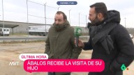 El hijo de Ábalos visita Soto del Real: asegura que su padre se encuentra "muy bien" en la cárcel y que "no está solo" fuera