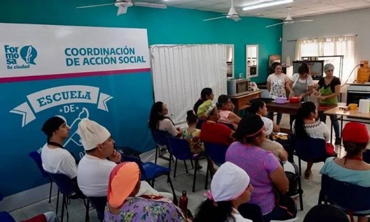 Entrega de certificados a 500 nuevos graduados