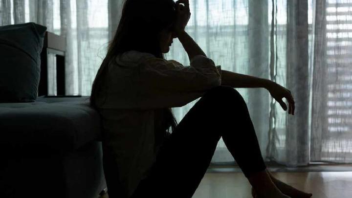 Slow tapering combined with therapy can effectively help stop antidepressants: Study