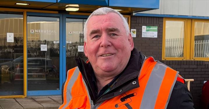 Tyne and Wear Metro 'stalwart' retires after 40 years of maintaining signalling system