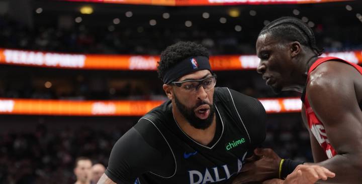 3 observations after Dallas explodes past Houston, 122